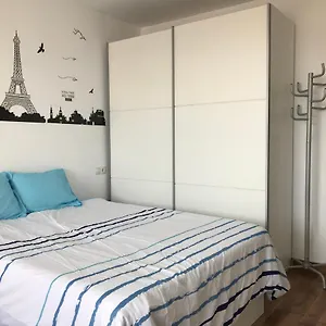https://apartamento-loft-piscina-en-centro-torremolinos.hotelsinnerja.org